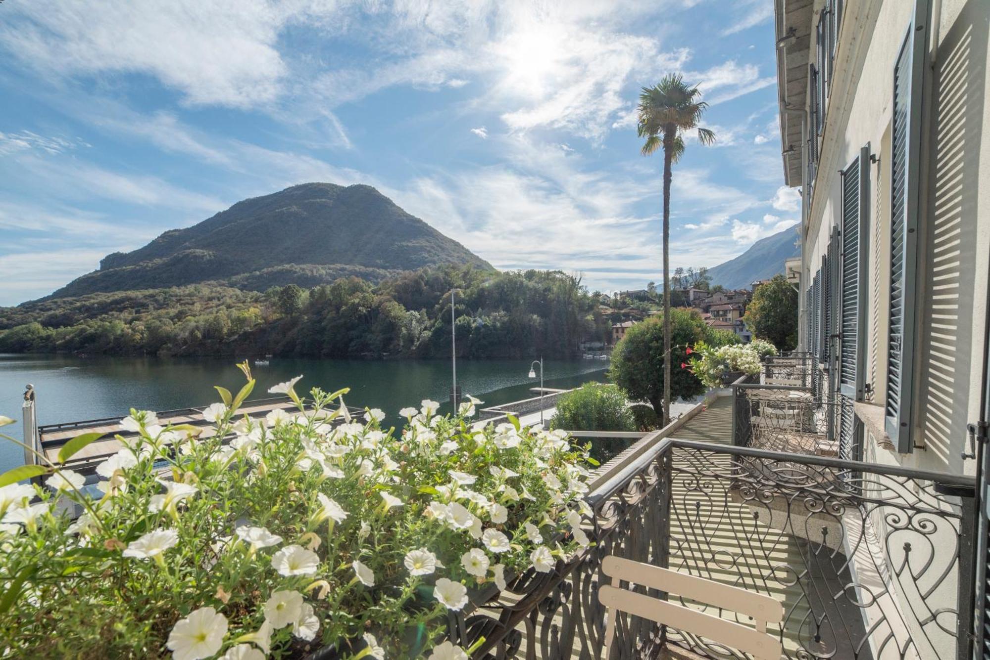 Hotel Due Palme Mergozzo Exterior photo