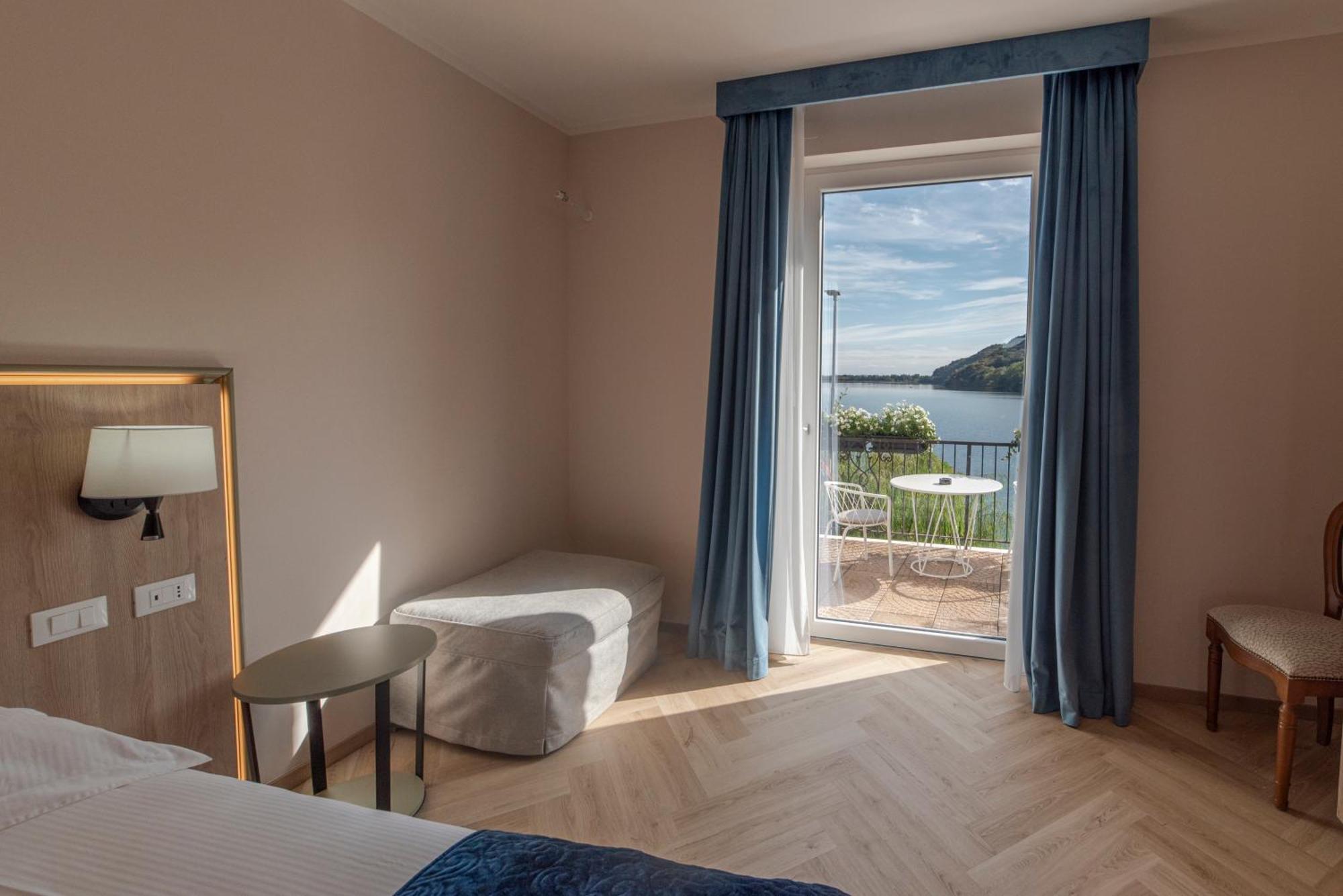 Hotel Due Palme Mergozzo Exterior photo