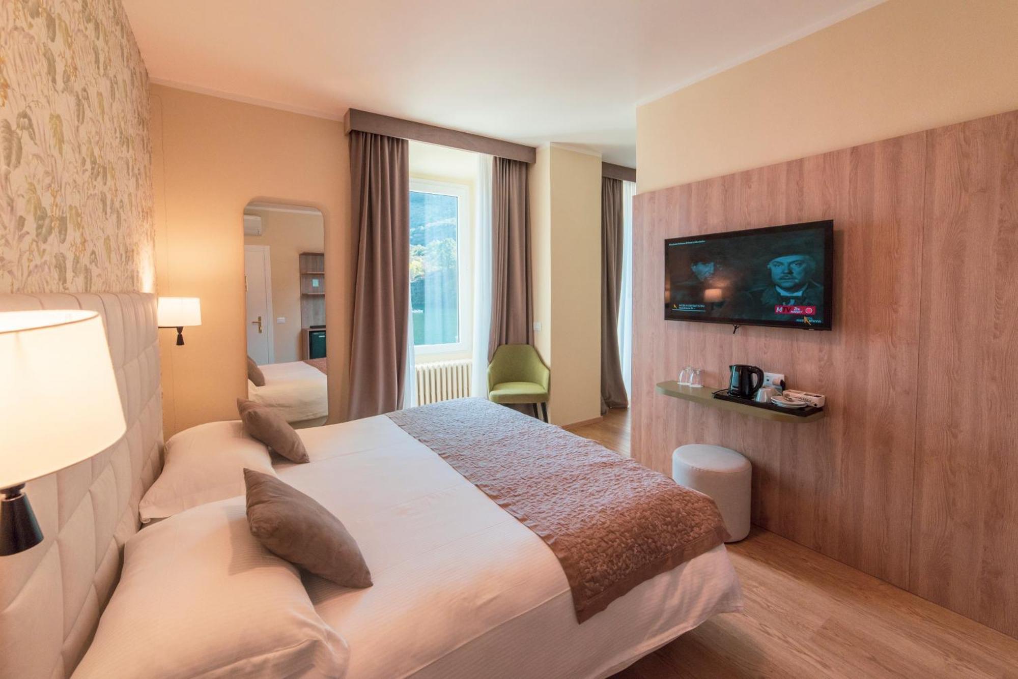 Hotel Due Palme Mergozzo Exterior photo